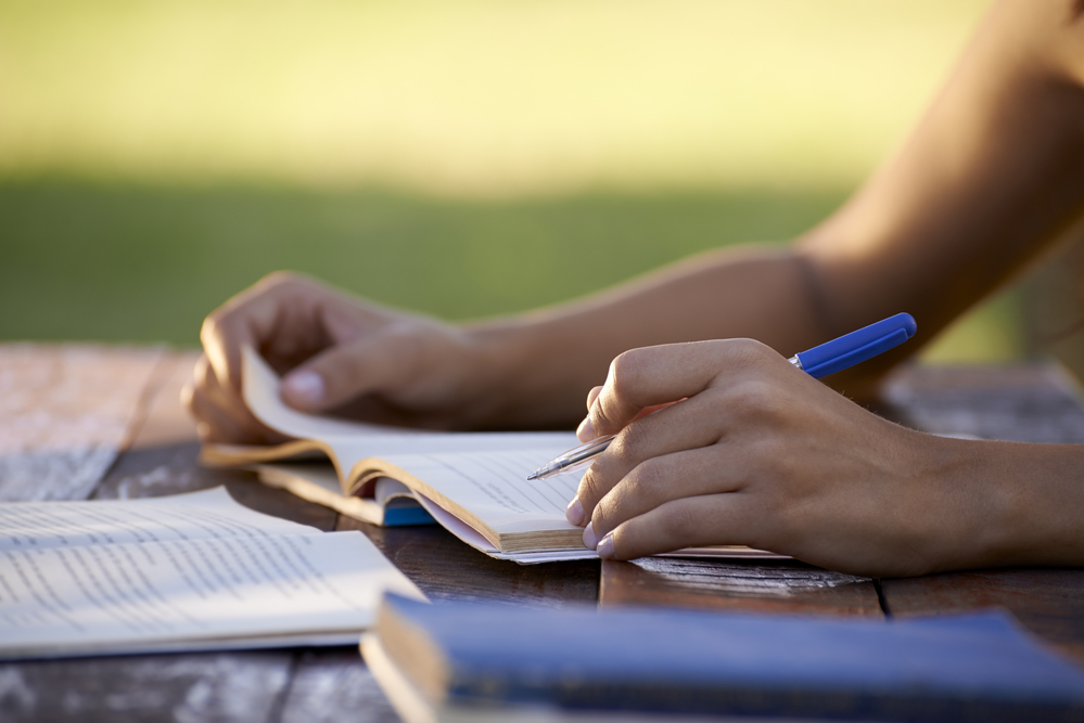 Learning to read a textbook quickly